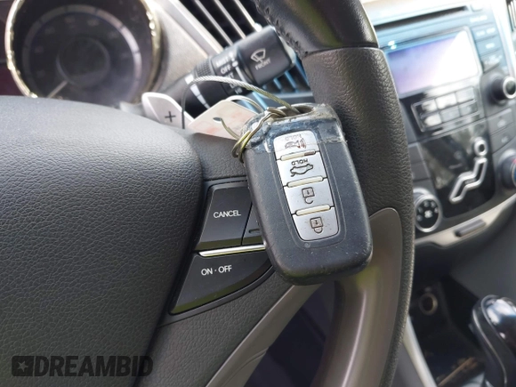 2013 Hyundai Sonata Limited with VIN 5NPEC4AC6DH741968, listed as a IAAI auction lot 42032196 with 160,911 mi miles and . Bid and sale history available at DreamBid. Image 11.