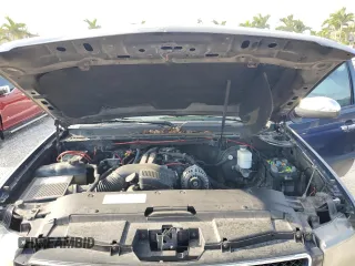 2008 Chevrolet Tahoe 2LT z VIN 1GNFC13088R139102, wystawiony jako Copart lot #52535205 z przebiegiem 260 619 mil mil oraz Czysty tytuł • Clean title. Historia ofert i sprzedaży dostępna na DreamBid. Obrazek 12.