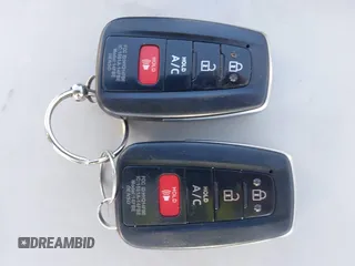 2020 Toyota Prius LE z VIN JTDKARFP2L3134798, wystawiony jako IAAI lot #42191289 z przebiegiem 78 540 mil mil oraz . Historia ofert i sprzedaży dostępna na DreamBid. Obrazek 11.