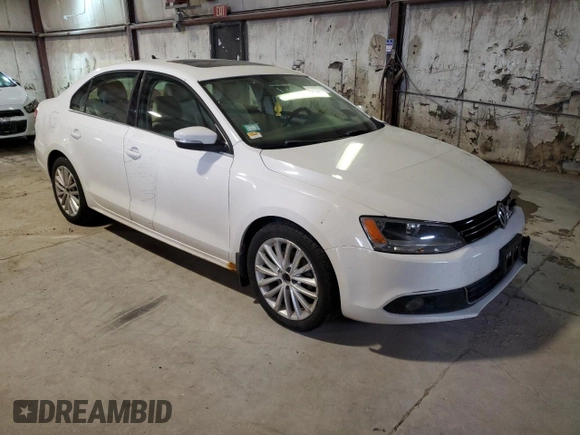 2012 Volkswagen Jetta SEL with VIN 3VWLP7AJ9CM314236, listed as a Copart auction lot 43470145 with 134,705 mi miles and Salvage title. Bid and sale history available at DreamBid. Image 4.