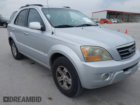 2007 Kia Sorento LX z VIN KNDJC736775716198, wystawiony jako IAAI lot #42372109 z przebiegiem 186 948 mil mil oraz . Historia ofert i sprzedaży dostępna na DreamBid. Obrazek 13.