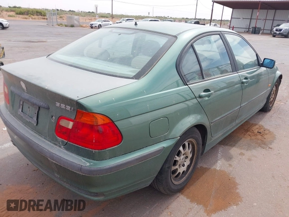 1999 BMW 3 Series 323i z VIN WBAAM3332XCA81950, wystawiony jako IAAI lot #42199475 z przebiegiem 134 884 mil mil oraz . Historia ofert i sprzedaży dostępna na DreamBid. Obrazek 4.