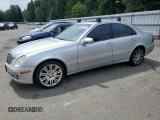 2008 Mercedes-Benz E 350 Luxury with VIN WDBUF87X88B321154, listed as a Copart auction lot 60464175 with 146,777 mi miles and Salvage title. Bid and sale history available at DreamBid. Image 1.