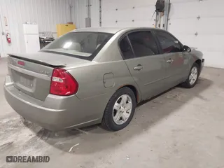 2005 Chevrolet Malibu LT with VIN 1G1ZU54805F143133, listed as a IAAI auction lot 42030036 with 183,503 mi miles. Bid and sale history available at carsss.com. Image 4.