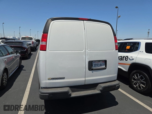 2022 Chevrolet Express Cargo with VIN 1GCWGAFP2N1261356, listed as a IAAI auction lot 42670346 with 63,269 mi miles and . Bid and sale history available at DreamBid. Image 31.