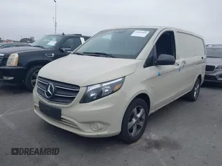 2022 Mercedes-Benz Metris Cargo with VIN W1YV0BEY7N4153194, listed as a IAAI auction lot 42432010 with 31,369 mi miles and . Bid and sale history available at DreamBid. Image 2.