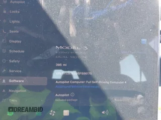 2025 Tesla Model 3 Long Range z VIN 5YJ3E1EB9SF886175, wystawiony jako IAAI lot #41648473 z przebiegiem 395 mil mil oraz . Historia ofert i sprzedaży dostępna na DreamBid. Obrazek 7.