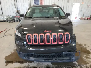 2015 Jeep Cherokee Latitude с VIN 1C4PJMCS1FW546067, выставлен на аукционе Copart как лот 63024585 с пробегом 188 112 миль миль и На запчасти • Non repairable. История ставок и продаж доступна на DreamBid. Изображение 5.