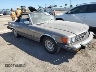 1979 Mercedes-Benz SL with VIN 10704412056845, listed as a Copart auction lot 74874294 with 148,200 mi miles and Salvage title. Bid and sale history available at DreamBid. Image 4.