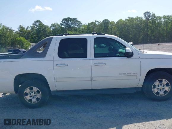 2012 Chevrolet Avalanche LT with VIN 3GNMCFE08CG207148, listed as a IAAI auction lot 42281392 with 184,219 mi miles and . Bid and sale history available at DreamBid. Image 14.