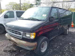 2002 Ford Econoline Passenger XL с VIN 1FBSS31L02HB38501, выставлен на аукционе IAAI как лот 42180323 с пробегом 128 327 миль миль и . История ставок и продаж доступна на DreamBid. Изображение 2.