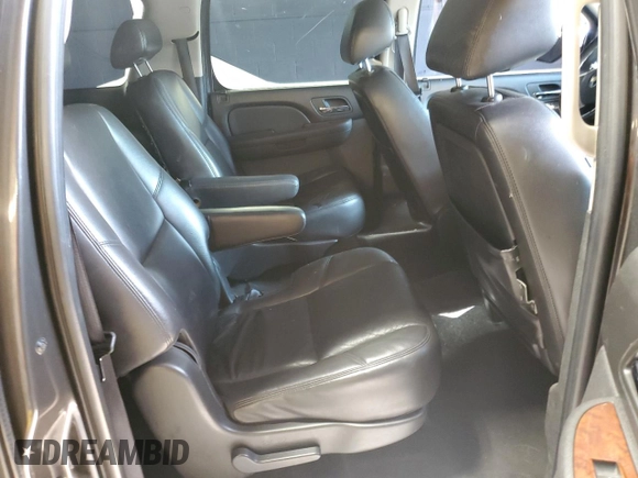 2010 Chevrolet Suburban LTZ with VIN 1GNUKKE39AR276692, listed as a Copart auction lot 75541044 with 175,889 mi miles and Salvage Title. Bid and sale history available at carsss.com. Image 11.