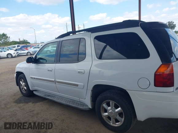 2005 GMC Envoy XL SLE with VIN 1GKET16S056151523, listed as a IAAI auction lot 42137483 with 189,778 mi miles. Bid and sale history available at carsss.com. Image 14.