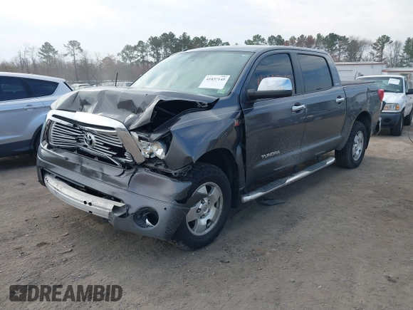 2013 Toyota Tundra Limited z VIN 5TFHY5F19DX301615, wystawiony jako IAAI lot #41837145 z przebiegiem 136 398 mil mil oraz . Historia ofert i sprzedaży dostępna na DreamBid. Obrazek 17.
