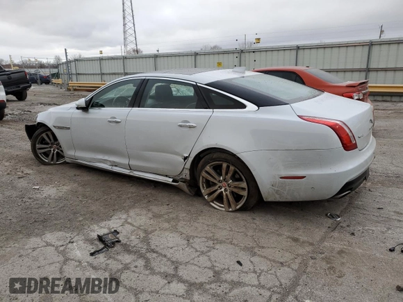 2016 Jaguar XJ Portfolio with VIN SAJWJ2GD2G8V92848, listed as a Copart auction lot 41614745 with 36,650 mi miles and Salvage title. Bid and sale history available at DreamBid. Image 2.