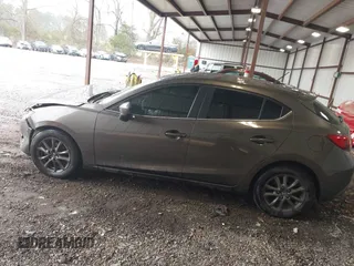 2014 Mazda 3 i Touring with VIN 3MZBM1L75EM109082, listed as a IAAI auction lot 41625740 with 123,618 mi miles. Bid and sale history available at carsss.com. Image 14.