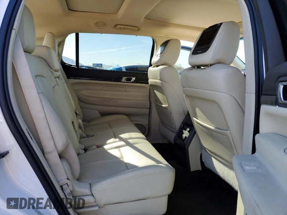 2016 Lincoln MKT EcoBoost z VIN 2LMHJ5AT9GBL01820, wystawiony jako Copart lot #85581554 z przebiegiem 43 943 mil mil oraz Szkody całkowita. Historia ofert i sprzedaży dostępna na DreamBid. Obrazek 12.