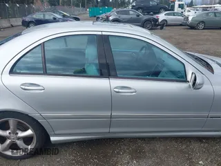 2006 Mercedes-Benz C 230 Sport with VIN WDBRF52H46F820303, listed as a IAAI auction lot 41715195 with 188,391 mi miles and . Bid and sale history available at carsss.com. Image 13.