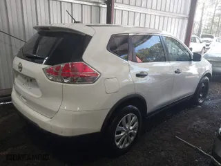 2016 Nissan Rogue SV with VIN KNMAT2MT2GP671375, listed as a IAAI auction lot 41653845 with 151,478 mi miles. Bid and sale history available at carsss.com. Image 4.