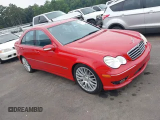 2007 Mercedes-Benz C 230 Sport z VIN WDBRF52H47A955845, wystawiony jako IAAI lot #42641728 z przebiegiem 132 506 mil mil oraz . Historia ofert i sprzedaży dostępna na DreamBid. Obrazek 1.