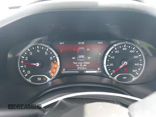2015 Jeep Renegade Limited with VIN ZACCJADT0FPB52838, listed as a IAAI auction lot 42011409 with 97,376 mi miles and . Bid and sale history available at DreamBid. Image 7.