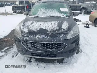 2020 Ford Escape SE z VIN 1FMCU9G64LUA05145, wystawiony jako IAAI lot #41250260 z przebiegiem 60 554 mil mil oraz . Historia ofert i sprzedaży dostępna na DreamBid. Obrazek 11.