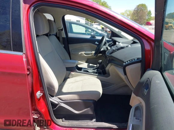 2017 Ford Escape SE with VIN 1FMCU9G97HUA62893, listed as a IAAI auction lot 42160437 with 101,782 mi miles and . Bid and sale history available at carsss.com. Image 5.