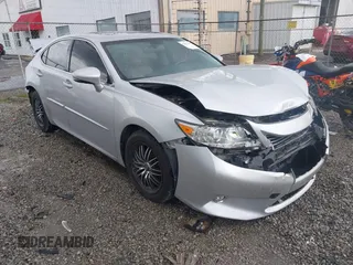 2014 Lexus ES 330 with VIN JTHBK1GG9E2113628, listed as a IAAI auction lot 42371219 with 115,450 mi miles and . Bid and sale history available at DreamBid. Image 1.