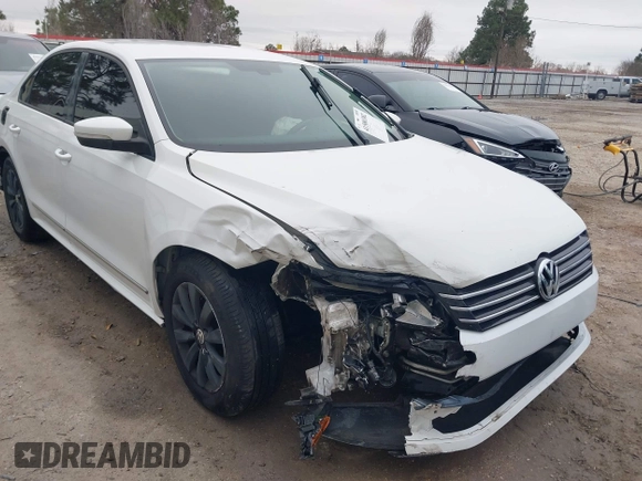 2012 Volkswagen Passat S w/Appearance with VIN 1VWAP7A30CC027913, listed as a IAAI auction lot 41580382 with 199,462 mi miles. Bid and sale history available at carsss.com. Image 6.