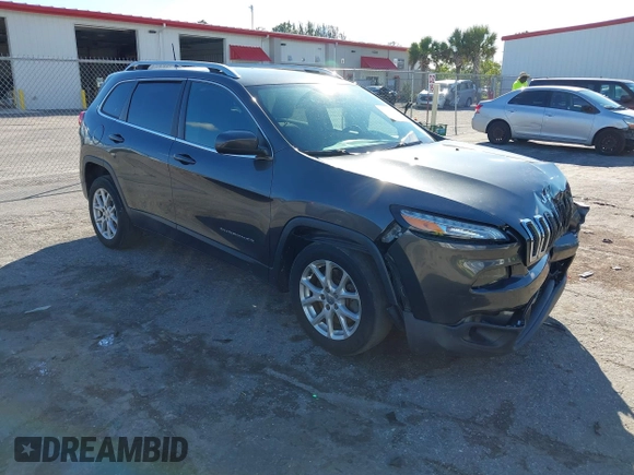2016 Jeep Cherokee Altitude with VIN 1C4PJLCSXGW363598, listed as a IAAI auction lot 41670125 with 135,603 mi miles. Bid and sale history available at carsss.com. Image 1.