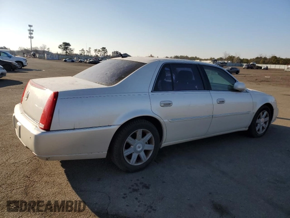 2007 Cadillac DTS V8 z VIN 1G6KD57Y27U208554, wystawiony jako Copart lot #88748645 z przebiegiem 80 341 mil mil oraz Tytuł czysty. Historia ofert i sprzedaży dostępna na DreamBid. Obrazek 3.