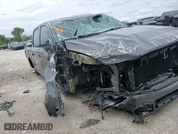2021 Ford F-150 XL z VIN 1FTEW1EPXMFA72777, wystawiony jako Copart lot #58859095 z przebiegiem Nie podano mil oraz Szkoda całkowita • Salvage title. Historia ofert i sprzedaży dostępna na DreamBid. Obrazek 13.