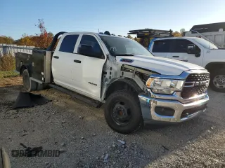 2022 Ram 3500 Tradesman z VIN 3C7WRTCL0NG397884, wystawiony jako Copart lot #77763604 z przebiegiem 40 889 mil mil oraz Nie do naprawy • Non repairable. Historia ofert i sprzedaży dostępna na DreamBid. Obrazek 4.