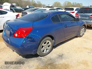 2009 Nissan Altima 2.5 S with VIN 1N4AL24EX9C179002, listed as a IAAI auction lot 41913262 with 185,813 mi miles. Bid and sale history available at carsss.com. Image 4.