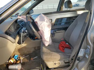 1994 Honda Accord EX w/Leather with VIN 1HGCD5658RA132269, listed as a Copart auction lot 81074554 with 242,624 mi miles and Salvage Title. Bid and sale history available at carsss.com. Image 7.