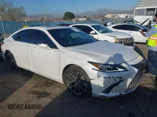 2024 Lexus ES with VIN 58ADA1C15RU039394, listed as a IAAI auction lot 41725413 with 111,276 mi miles. Bid and sale history available at carsss.com. Image 1.