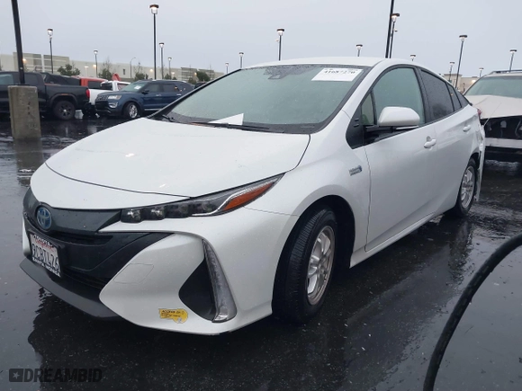2022 Toyota Prius Prime LE with VIN JTDKAMFP5N3217048, listed as a IAAI auction lot 41687270 with NaN miles. Bid and sale history available at carsss.com. Image 18.