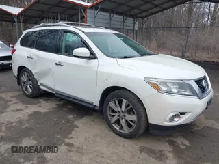 2015 Nissan Pathfinder S z VIN 5N1AR2MM8FC703674, wystawiony jako IAAI lot #41548944 z przebiegiem 100 150 mil mil oraz . Historia ofert i sprzedaży dostępna na DreamBid. Obrazek 1.