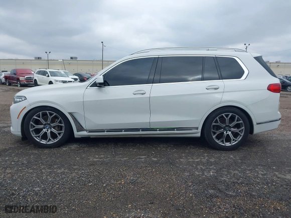 2019 BMW X7 xDrive40i with VIN 5UXCW2C53KL083874, listed as a IAAI auction lot 41280522 with 155,067 mi miles. Bid and sale history available at carsss.com. Image 13.