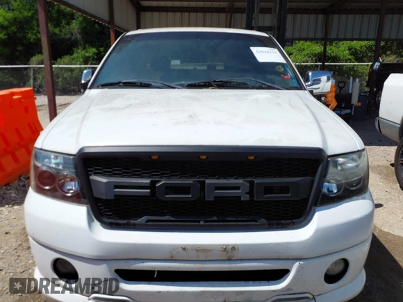2008 Ford F-150 XLT z VIN 1FTPW12V78KE06868, wystawiony jako IAAI lot #42044311 z przebiegiem Nie podano mil oraz . Historia ofert i sprzedaży dostępna na DreamBid. Obrazek 6.