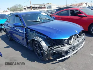 2020 BMW 3 Series 330i with VIN WBA5R1C06LFH38996, listed as a IAAI auction lot 41664442 with Not Provided miles and . Bid and sale history available at carsss.com. Image 1.