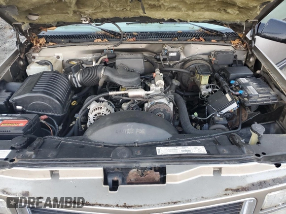 1999 GMC Suburban with VIN 3GKEC16R4XG536985, listed as a Copart auction lot 73421824 with 181,327 mi miles and Clean title. Bid and sale history available at DreamBid. Image 11.