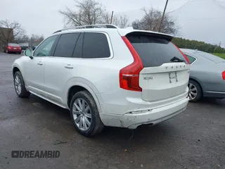 2017 Volvo XC90 Momentum with VIN YV4A22PK7H1134864, listed as a IAAI auction lot 42013875 with 200,367 mi miles. Bid and sale history available at carsss.com. Image 3.