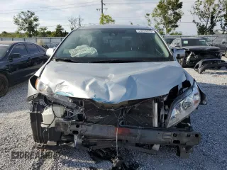 2019 Toyota Sienna XLE Auto Access Seat with VIN 5TDYZ3DC1KS004539, listed as a Copart auction lot 53944935 with 66,146 mi miles and Non Repairable. Bid and sale history available at carsss.com. Image 5.