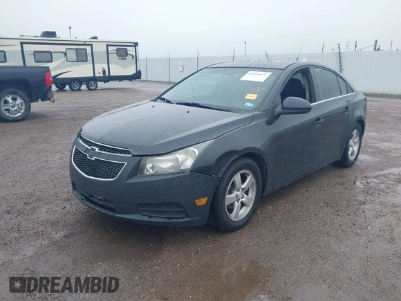 2013 Chevrolet Cruze 1LT with VIN 1G1PC5SB6D7327915, listed as a IAAI auction lot 41936671 with 159,593 mi miles and . Bid and sale history available at DreamBid. Image 2.