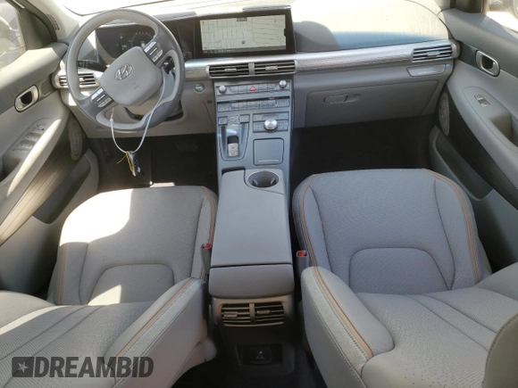 2020 Hyundai NEXO Limited z VIN KM8J84A6XLU007988, wystawiony jako Copart lot #69064464 z przebiegiem 37 029 mil mil oraz Szkody całkowita. Historia ofert i sprzedaży dostępna na DreamBid. Obrazek 8.