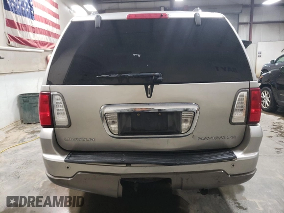 2003 Lincoln Navigator Luxury with VIN 5LMFU28R93LJ21683, listed as a Copart auction lot 80152034 with 139,811 mi miles and Salvage Title. Bid and sale history available at carsss.com. Image 6.