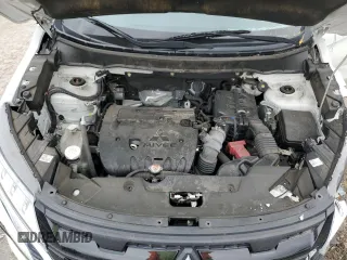 2021 Mitsubishi Outlander ES z VIN JA4APUAU7MU001874, wystawiony jako Copart lot #55825345 z przebiegiem 99 555 mil mil oraz Szkoda całkowita • Salvage title. Historia ofert i sprzedaży dostępna na DreamBid. Obrazek 12.