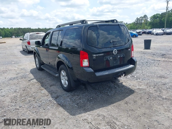 2008 Nissan Pathfinder S with VIN 5N1AR18U98C640561, listed as a IAAI auction lot 42126104 with 233,243 mi miles. Bid and sale history available at carsss.com. Image 3.
