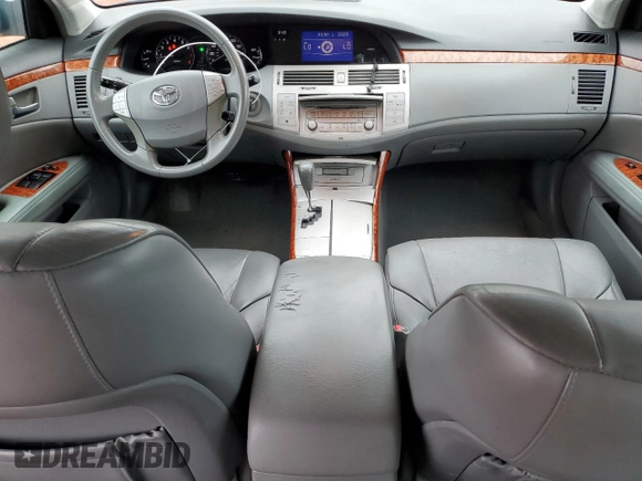 2005 Toyota Avalon XL z VIN 4T1BK36B65U041287, wystawiony jako Copart lot #56566535 z przebiegiem 223 562 mil mil oraz Szkoda całkowita • Salvage title. Historia ofert i sprzedaży dostępna na DreamBid. Obrazek 8.